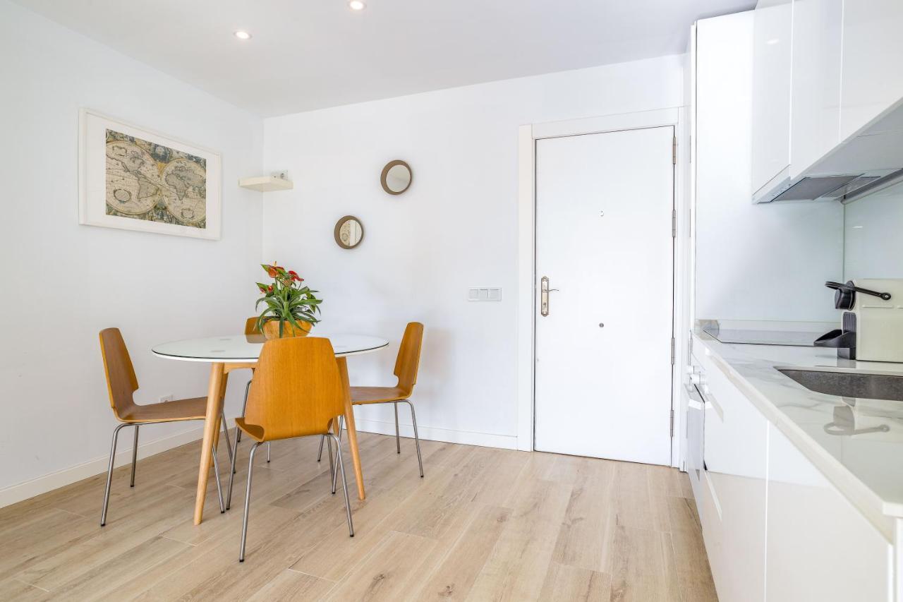 Oleholidays 326 Romana Playa Vistas Al Mar Apartemen Marbella